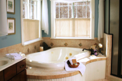 Master-Oaks-Jacuzzi-resized